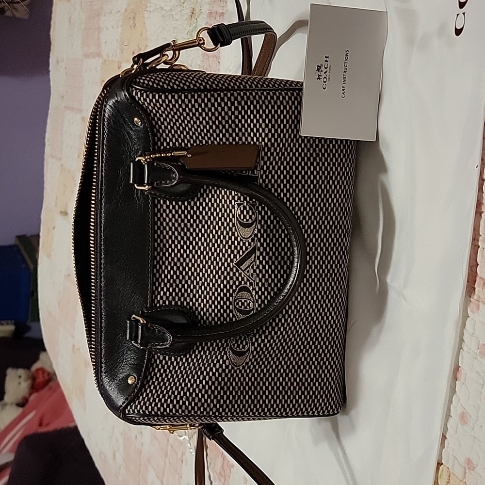 Coach Handbag purse black and tan crossbody EUC
